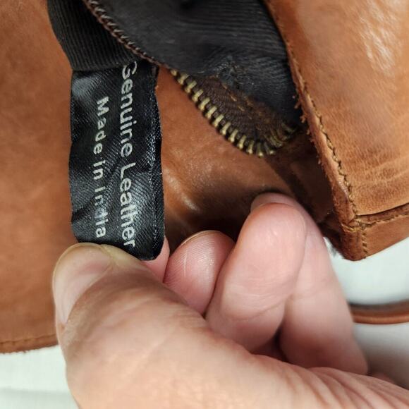 Harbour 2nd Cognac Moon Genuine Leather Clutch Belt Bag Crossbody Fanny Pack GUC - Picture 8 of 9